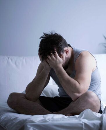 V ozadju prostatitisa lahko moški doživi erektilno disfunkcijo